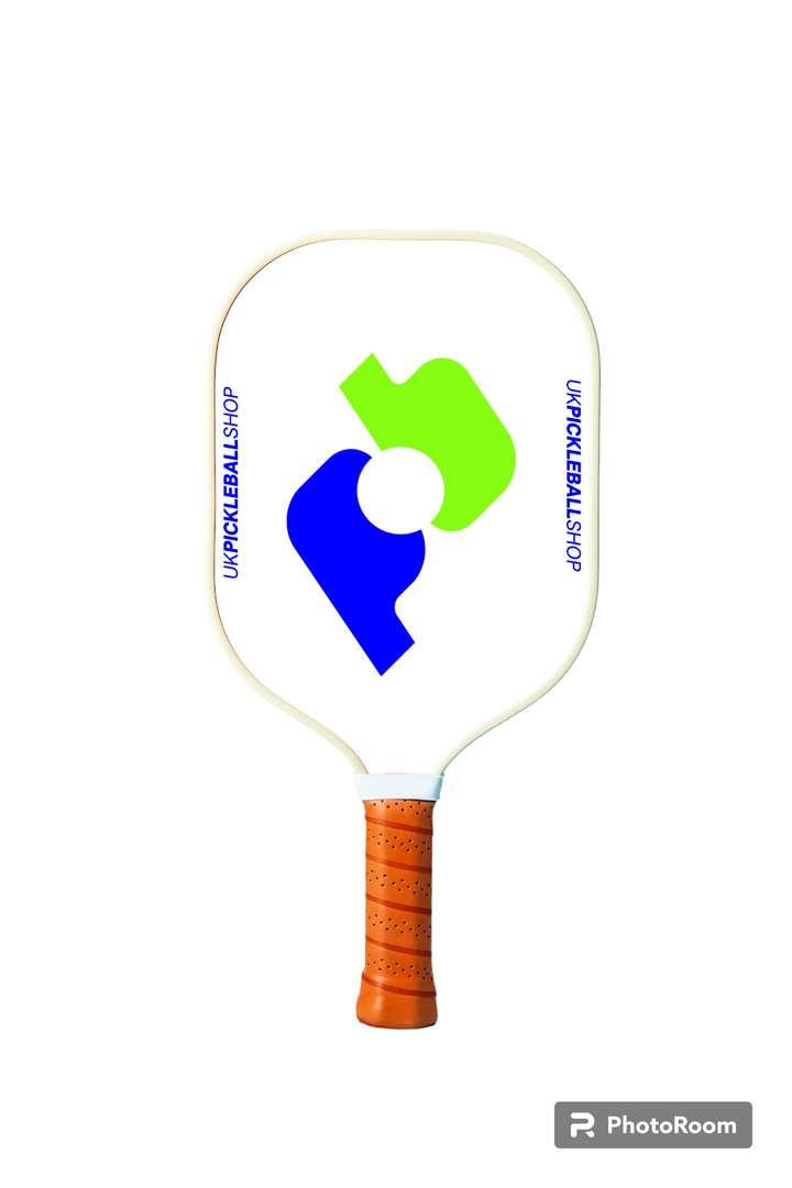 Club Complete Starter Pack: Club net, 4 Club paddles and 4 balls